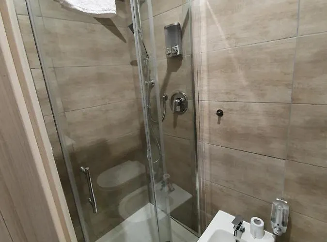 Scilla's Dream 3* שילה