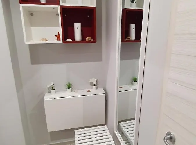 Scilla's Dream 希拉